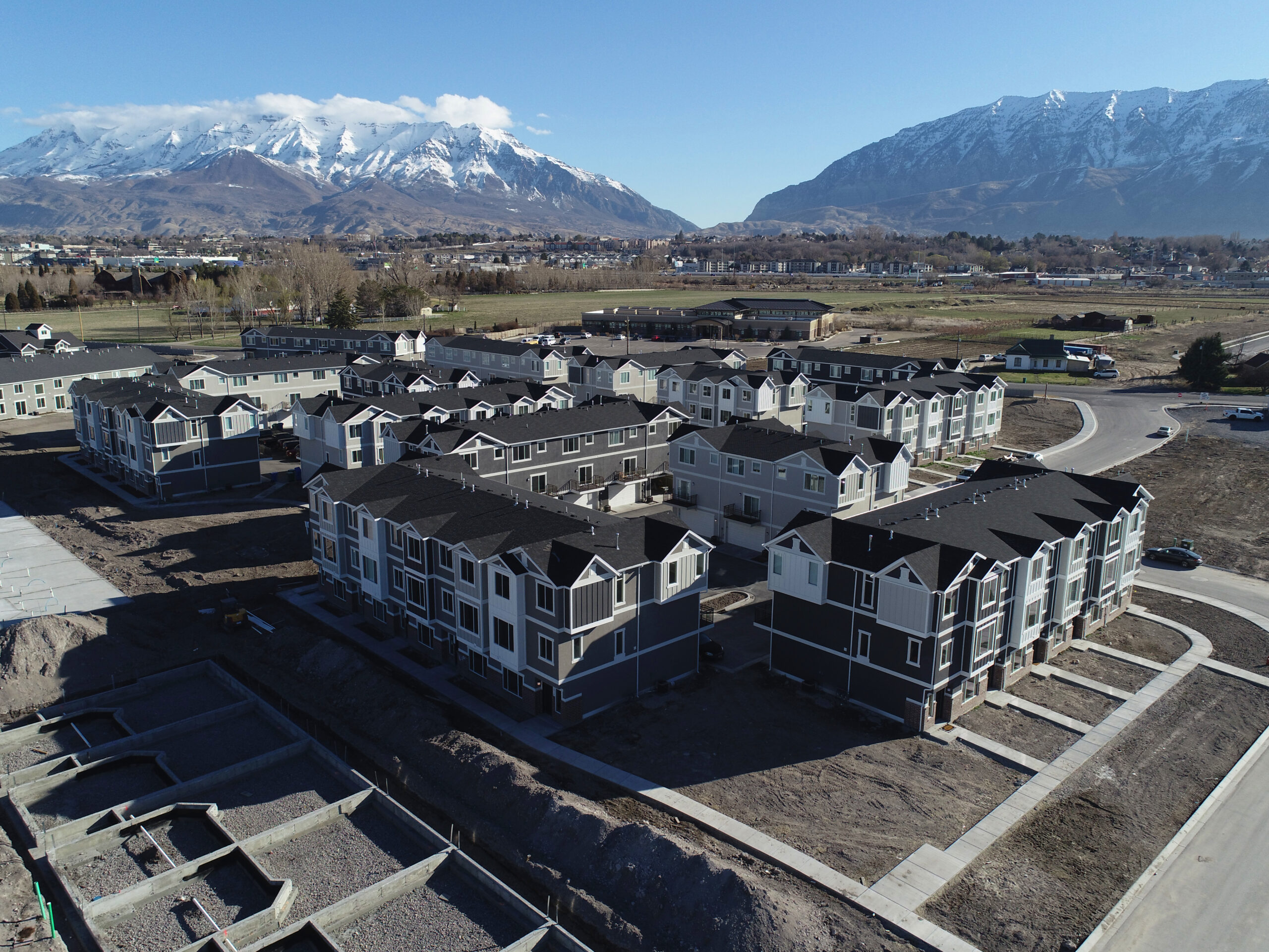 Colt Builders - Lakeview Mountain West